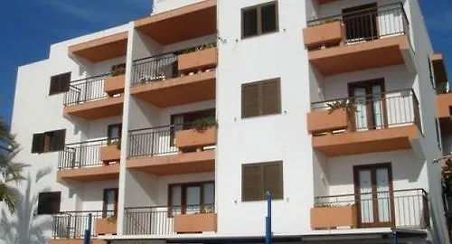 Apartamentos Llevant Ibiza Town